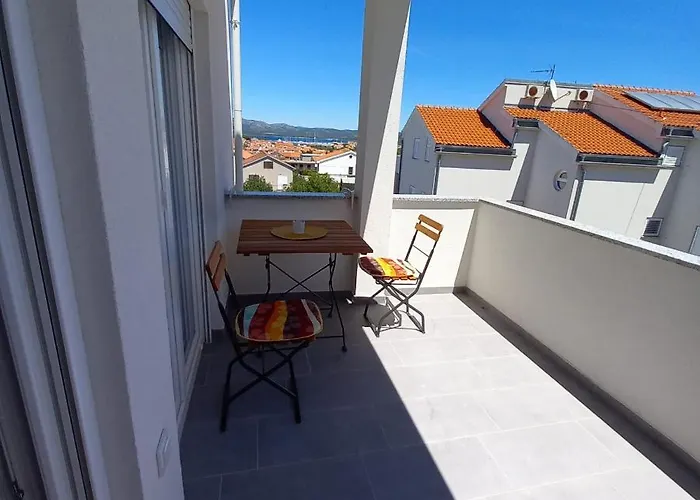 Apartments M & L Murter