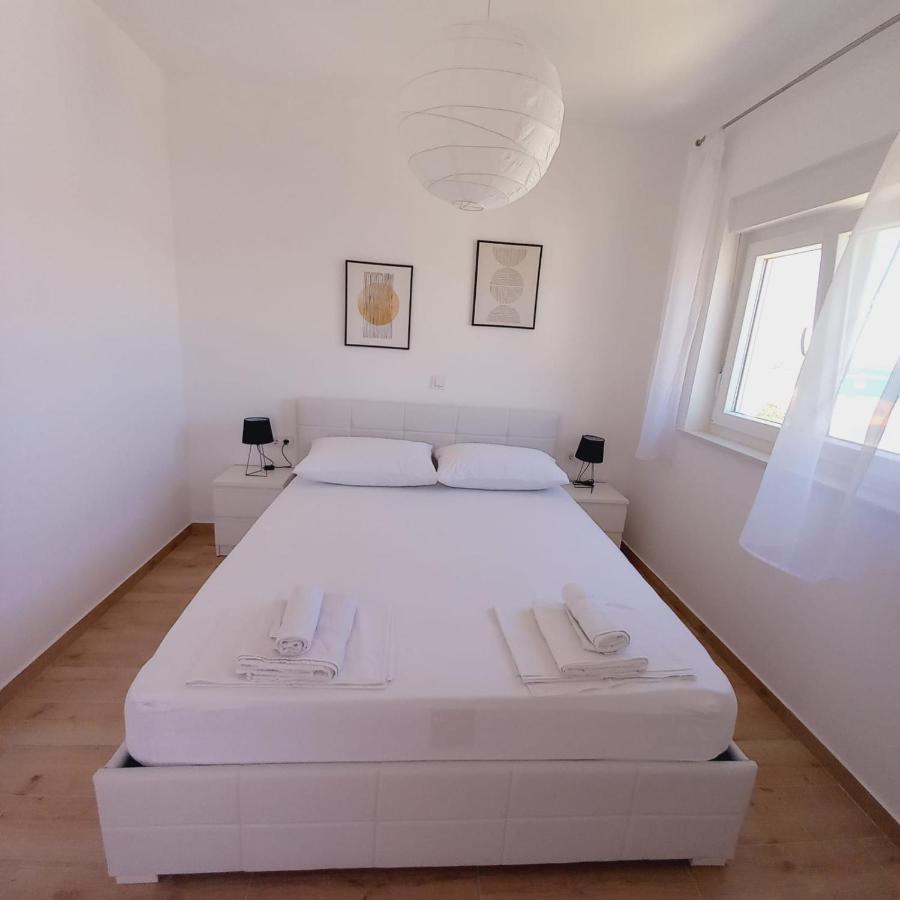 M & L Apartment